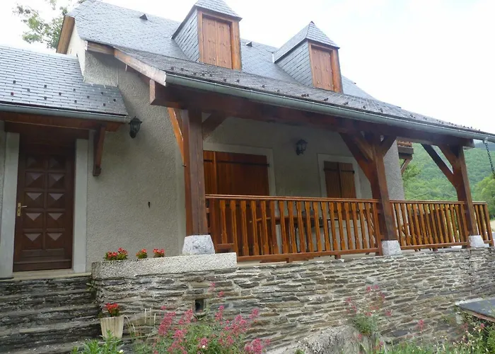 샬레 Familial Fouga *